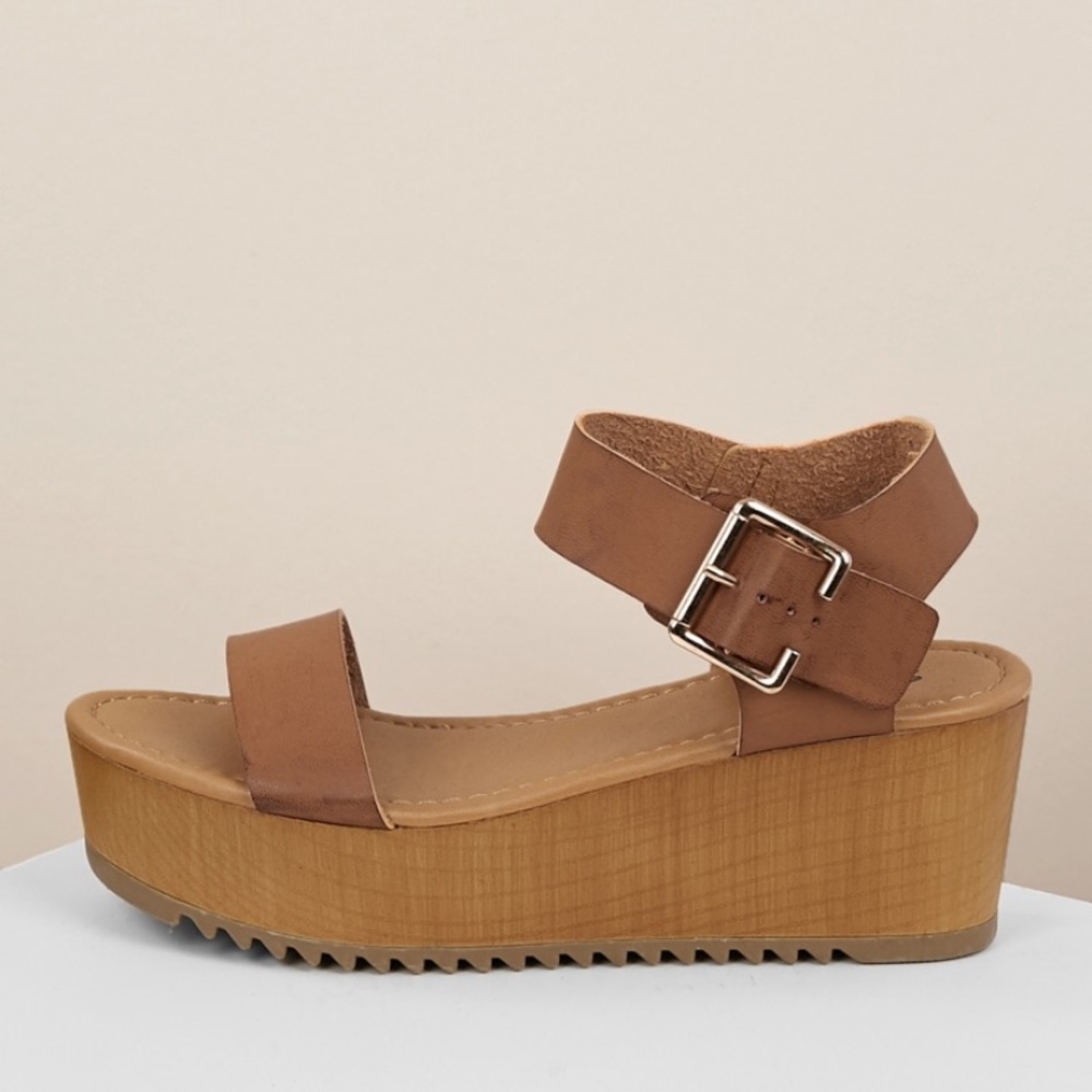 SHEIN brown platform sandals NWOT